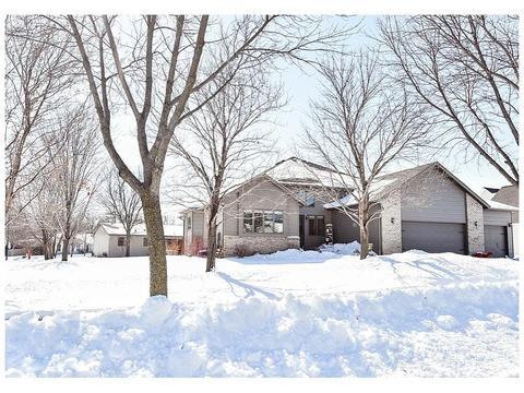 4 Steven Ct, Saint Cloud, MN 56303 photo 1