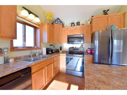 602 Spruce Dr, Staples, MN 56479 photo 5