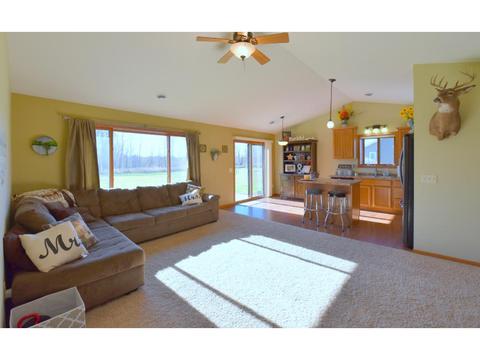 602 Spruce Dr, Staples, MN 56479 photo 7