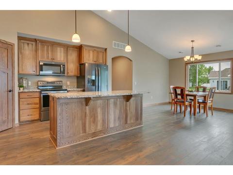 67 Glenview Loop, Saint Cloud, MN 56303 photo 4