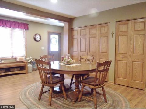 2307 11th St E, Glencoe, MN 55336 photo 5