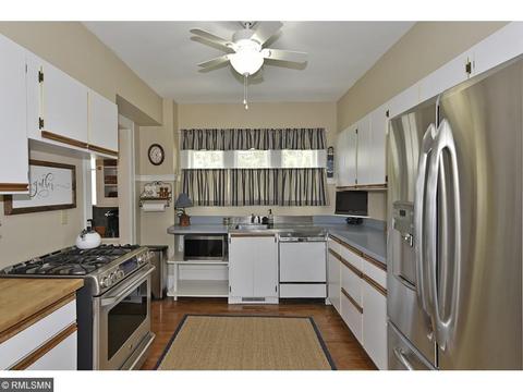 406 7th St NW, Faribault, MN 55021 photo 8
