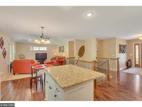 2211 Orchid Loop S, Saint Cloud, MN 56301 photo 7