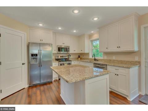 2211 Orchid Loop S, Saint Cloud, MN 56301 photo 3