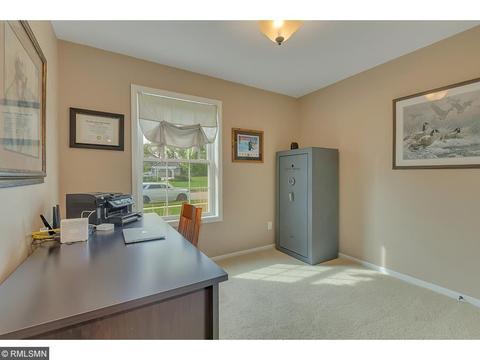 2211 Orchid Loop S, Saint Cloud, MN 56301 photo 13