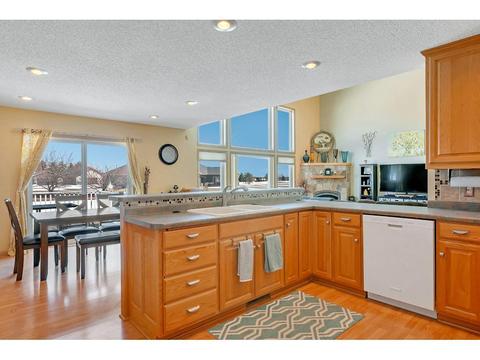 403 14th St N, Cold Spring, MN 56320 photo 4
