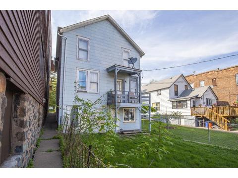814 E 3rd St, Duluth, MN 55805 photo 1