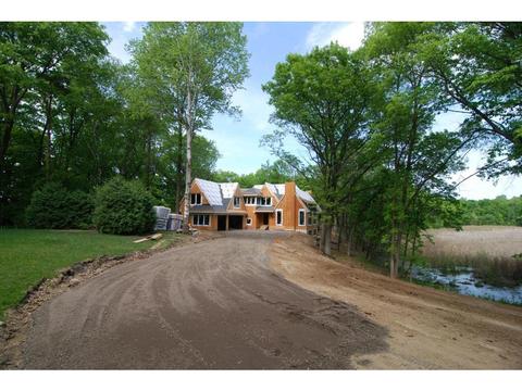 20035 Manor Rd, Excelsior, MN 55331 photo 1