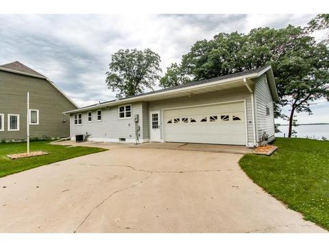 10 E 9th Ave, Osakis, MN 56360 photo 1