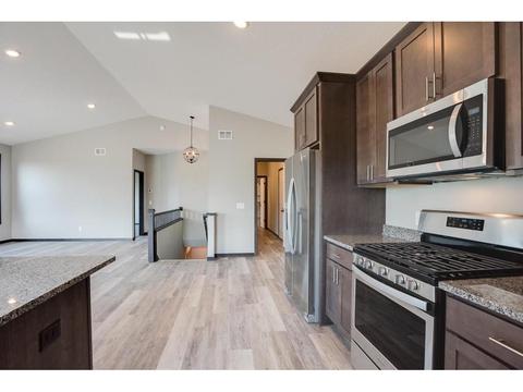 1285 Bluff St, Dundas, MN 55019 photo 10