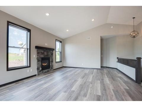 1285 Bluff St, Dundas, MN 55019 photo 11
