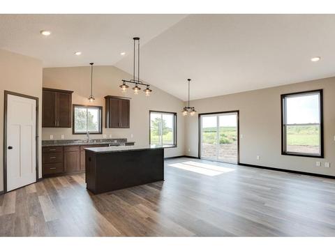 1285 Bluff St, Dundas, MN 55019 photo 6