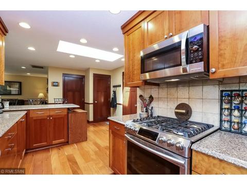 1505 Babbitt Ct, Faribault, MN 55021 photo 10