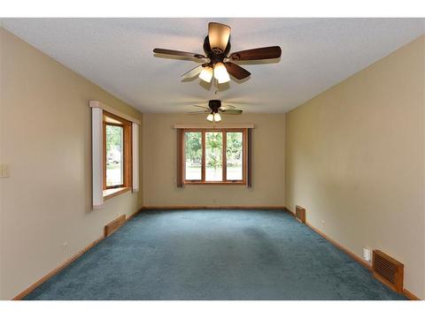 1005 Carlton Ave, Faribault, MN 55021 photo 9