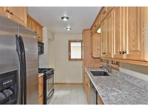 1005 Carlton Ave, Faribault, MN 55021 photo 4