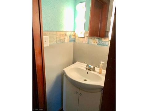827 Willow St, Faribault, MN 55021 photo 10