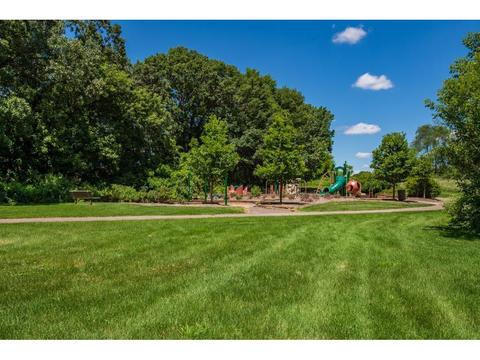 1479 Thomas Ln, Eagan, MN 55122 photo 25