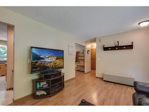 1479 Thomas Ln, Eagan, MN 55122 photo 6