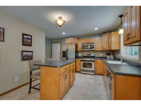 1479 Thomas Ln, Eagan, MN 55122 photo 9