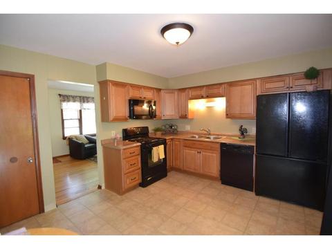 2058 Diffley Rd, Eagan, MN 55122 photo 3