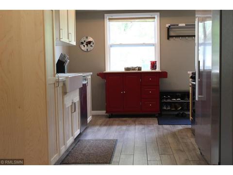 3606 Baillif Pl, Bloomington, MN 55431 photo 2