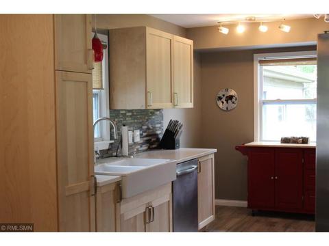 3606 Baillif Pl, Bloomington, MN 55431 photo 3