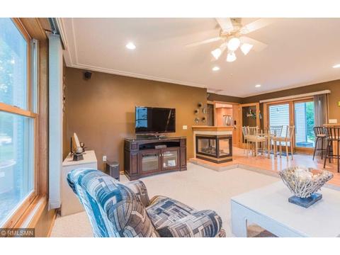 4156 Kingston Ct, Eagan, MN 55123 photo 16