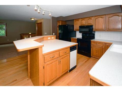 4835 Safari Pass, Eagan, MN 55122 photo 8