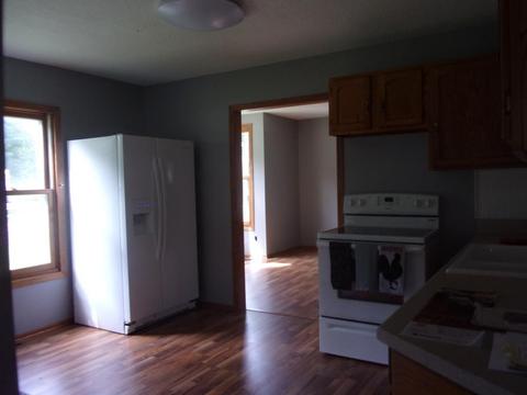 403 3rd St, Kenyon, MN 55946 photo 7