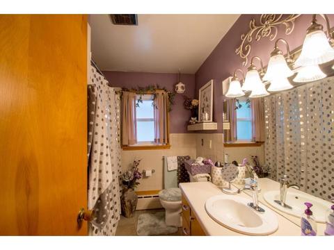 314 Vine Ave E, Montgomery, MN 56069 photo 5