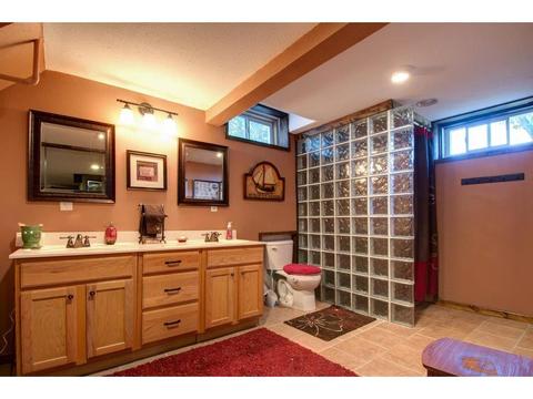314 Vine Ave E, Montgomery, MN 56069 photo 12
