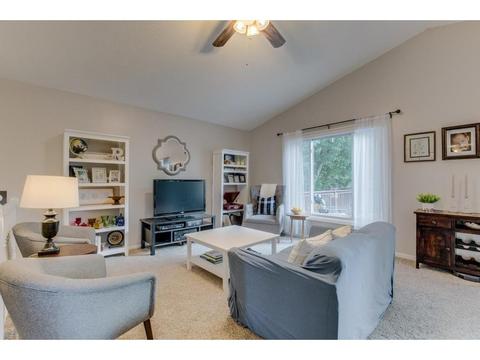 3926 Westbury Trl, Eagan, MN 55123 photo 3