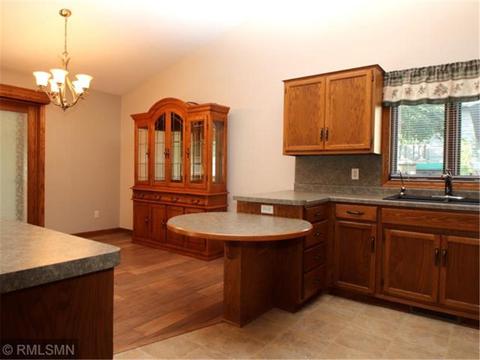 2905 Aurora Ln, Saint Cloud, MN 56303 photo 11