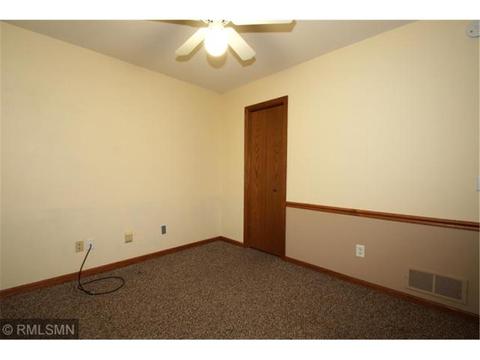 2905 Aurora Ln, Saint Cloud, MN 56303 photo 21