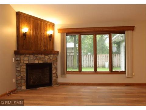 2905 Aurora Ln, Saint Cloud, MN 56303 photo 12
