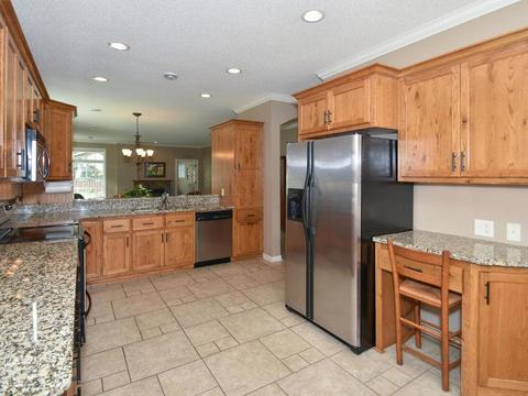 261 Lowell Rd, Champlin, MN 55316 photo 2