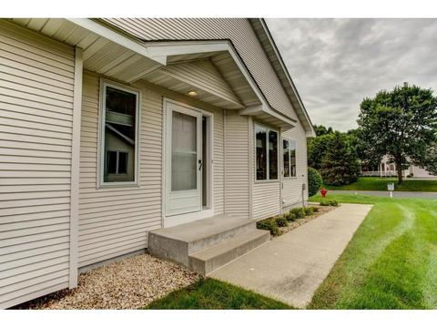 815 Trails End Rd, Eagan, MN 55123 photo 4