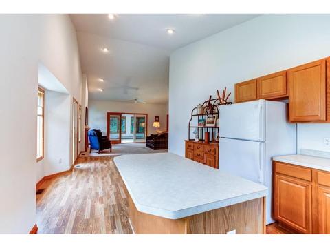 815 Trails End Rd, Eagan, MN 55123 photo 16