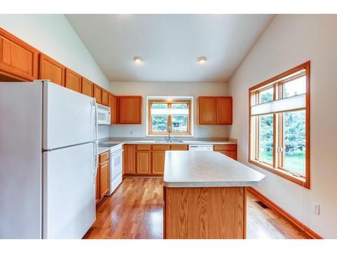 815 Trails End Rd, Eagan, MN 55123 photo 18