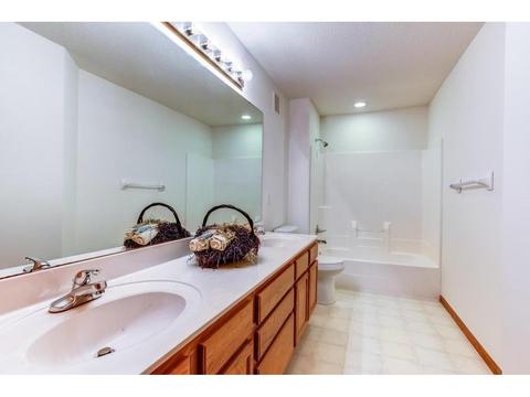 815 Trails End Rd, Eagan, MN 55123 photo 27