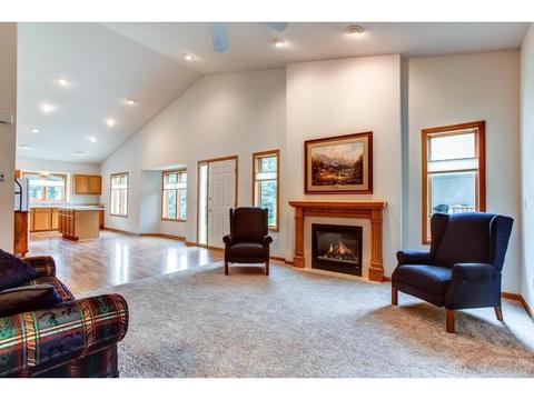 815 Trails End Rd, Eagan, MN 55123 photo 9