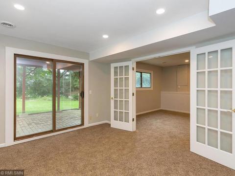 3297 Heritage Ln, Eagan, MN 55121 photo 9