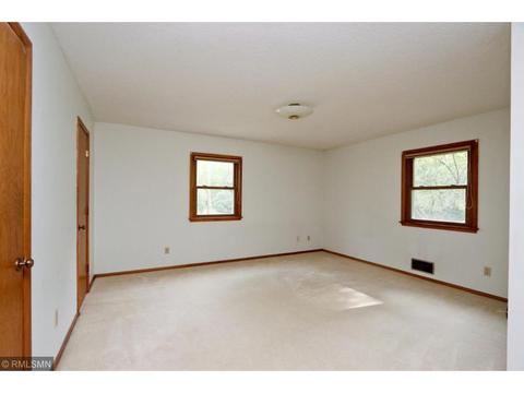 10101 Mound Spring Ter, Bloomington, MN 55420 photo 14