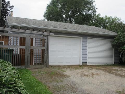 204 Suncrest Ct, Avon, MN 56310 photo 2