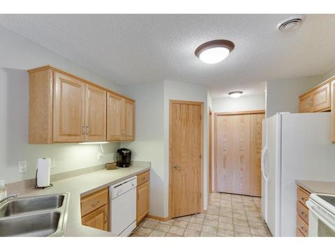 8471 121st Ave N, Champlin, MN 55316 photo 13