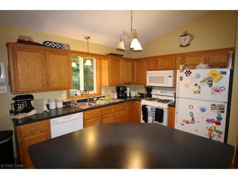 2000 Forest Ridge Cir, Buffalo, MN 55313 photo 6
