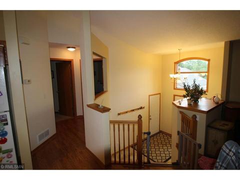 2000 Forest Ridge Cir, Buffalo, MN 55313 photo 4