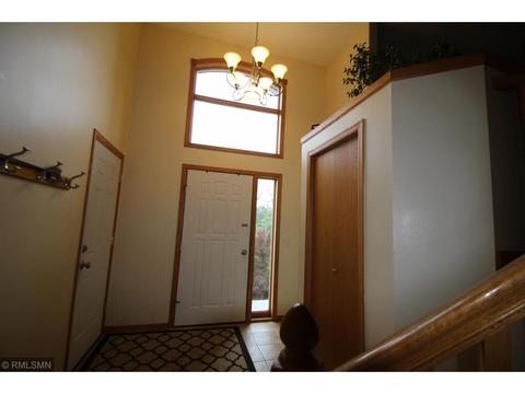 2000 Forest Ridge Cir, Buffalo, MN 55313 photo 3