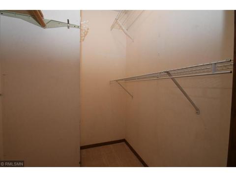 5404 Egan Dr, Savage, MN 55378 photo 9