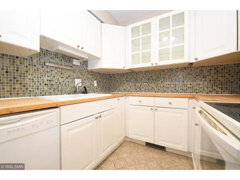 5404 Egan Dr, Savage, MN 55378 photo 6
